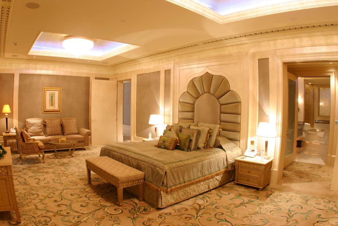 迪拜水下酒店_迪拜水下酒店住一晚多少钱_迪拜酒店水下套房