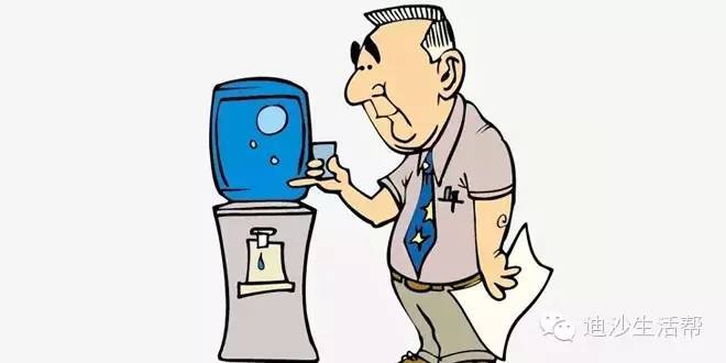 饮水机漏水怎么回事_饮水机水漏完了_饮水漏水怎么办